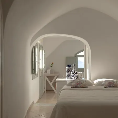 Keti Fira (Santorini)