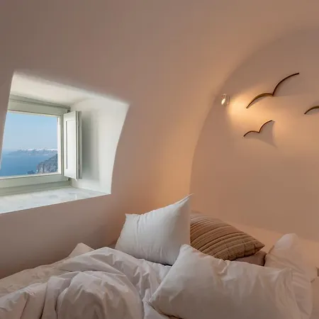 Keti 3* Fira (Santorini)